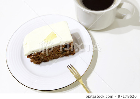 Take a break with carrot cake 97179626