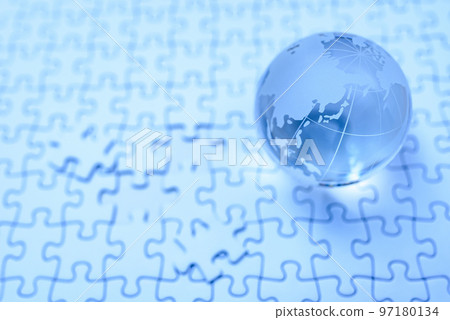 拼圖地球最後一塊正面藍色 拼圖地球最後一塊正面藍色 97180134