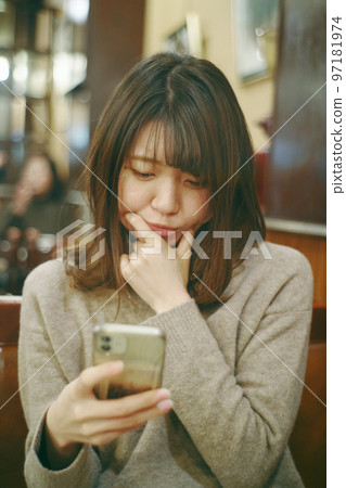 咖啡店和女人 97181974