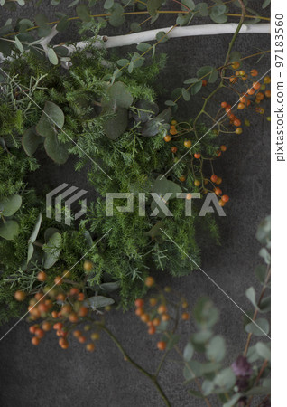 Green lease black wall Green lease black wall 97183560