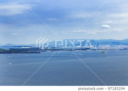 從能古島海島公園看到的福岡港 從能古島海島公園看到的福岡港 97185204