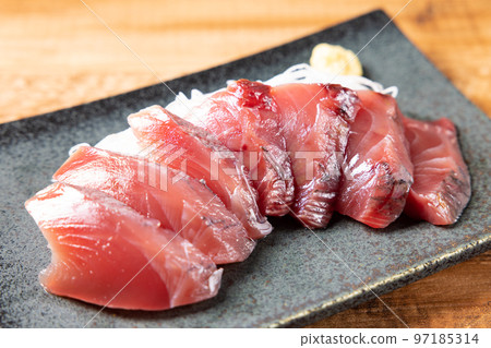 Delicious bonito sashimi 97185314