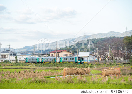 [Kotoku Line] Trains stopping at Awakawabata Station 97186792