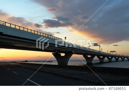 Tokyo Bay Aqua Line TOKYO WAN AQUA-LINE EXPWY 97188051