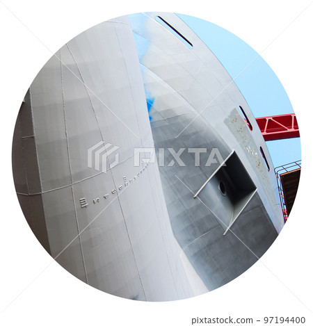 Tonnage steel ship is under construction in shipyard, shipbuilding continues Tonnage steel ship is under construction in shipyard, shipbuilding continues 97194400