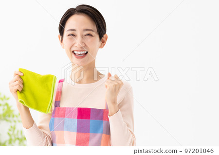 女人清洗 97201046