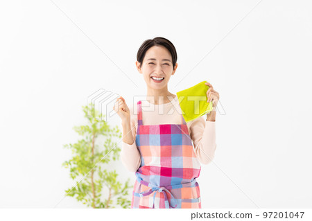 女人清洗 97201047