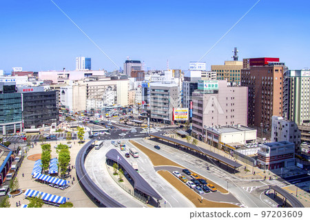 大分車站廣場旋轉和市區 97203609