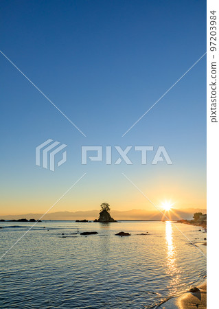 Sunrise and Autumn Amaharashi Beach Takaoka City, Toyama Prefecture 97203984