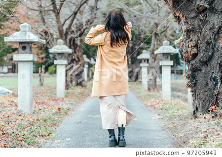 shrine and women shrine 97205941