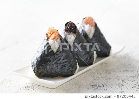 Salmon, kelp, cod roe rice ball 97206443