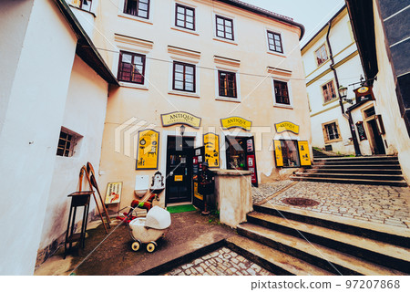 Antique shop Cesky Krumlov 97207868
