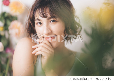Female beauty image 97209510