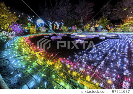 栃木縣足利市足利花卉公園 Hikari no Hana Niwa 的燈飾 97211687