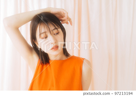 Hair style makeup image 97213194