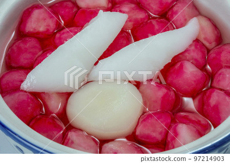 TabTim Krob (Water Chestnuts in Coconut Milk) Thai dessert TabTim Krob (Water Chestnuts in Coconut Milk) Thai dessert 97214903