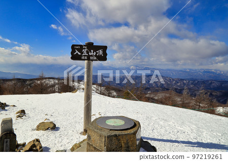 [Fixed price] Landscape of the summit of Mt. Nyukasa in winter 97219261