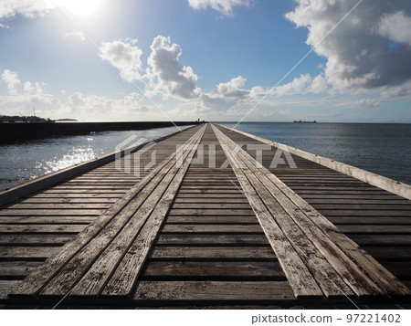 Hojo Pier in Tateyama City, Chiba Prefecture Hojo Pier in Tateyama City, Chiba Prefecture 97221402