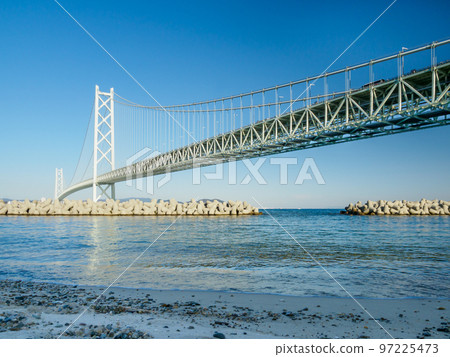 Akashi Kaikyo Bridge (Awaji City, Hyogo Prefecture) Akashi Kaikyo Bridge (Awaji City, Hyogo Prefecture) 97225473