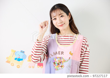 保姆肖像 97227117