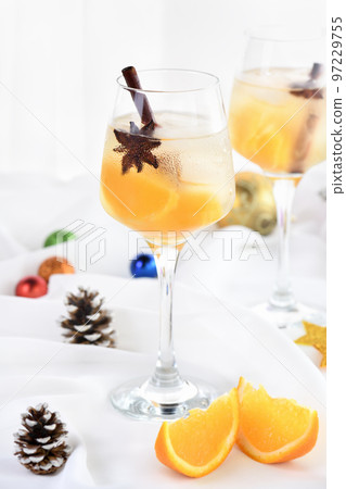 Christmas spritz a perfect cocktail 97229755