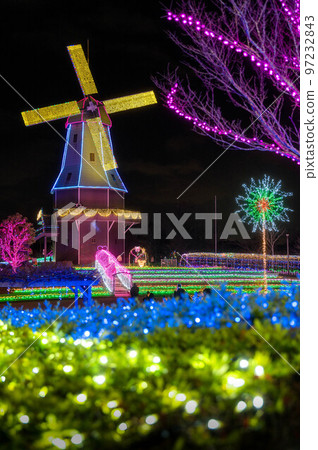 Illuminations at Kasumigaura General Park, Tsuchiura City, Ibaraki Prefecture 97232843