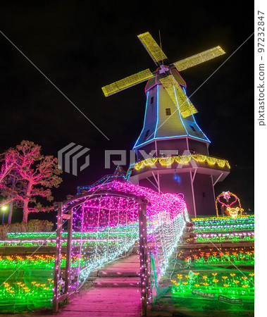 Illuminations at Kasumigaura General Park, Tsuchiura City, Ibaraki Prefecture 97232847