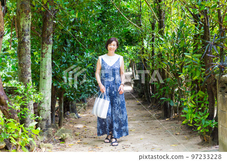 Travel girls, girls' trip, Okinawa edition, middle senior Travel girls, girls' trip, Okinawa edition, middle senior 97233228
