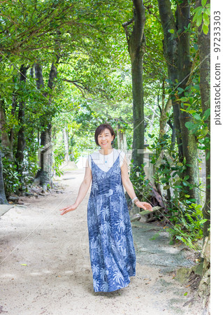 Travel girls, girls' trip, Okinawa edition, middle senior Travel girls, girls' trip, Okinawa edition, middle senior 97233303