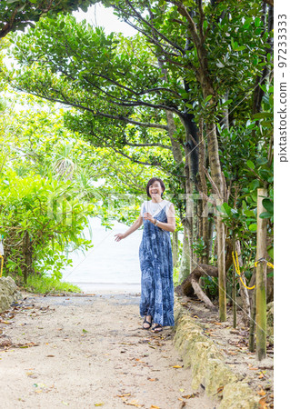 Travel girls, girls' trip, Okinawa edition, middle senior 97233333