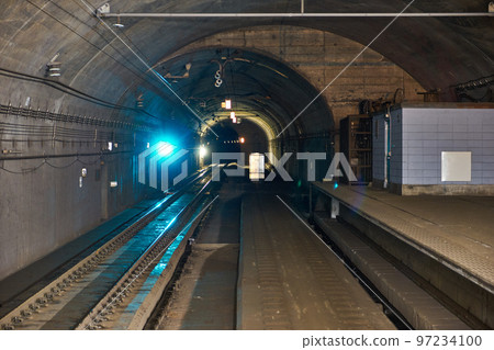 群馬縣土愛站和新清水隧道 97234100