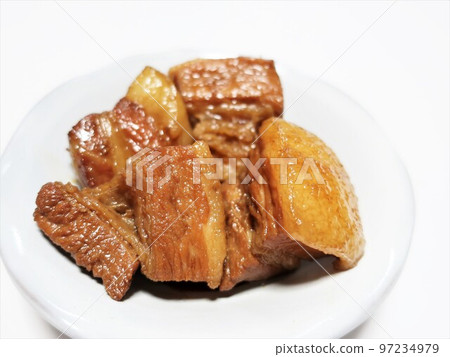 煮熟美味的五花肉 煮熟美味的五花肉 97234979