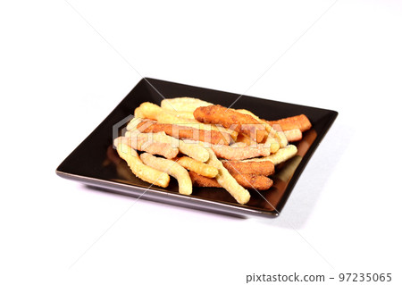 盤子裡的混合 karinto 97235065