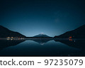 富士山和精進湖的自然風光[山梨縣] 97235079