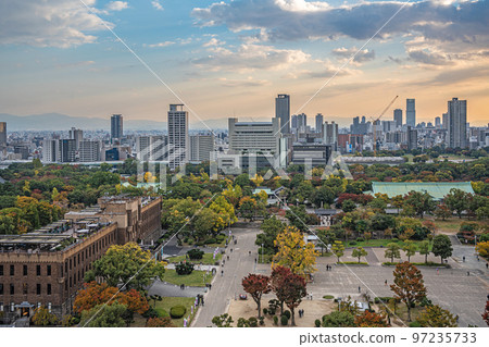 【大阪城公園】從大阪城展望台眺望的風景【城市景觀】 【大阪城公園】從大阪城展望台眺望的風景【城市景觀】 97235733