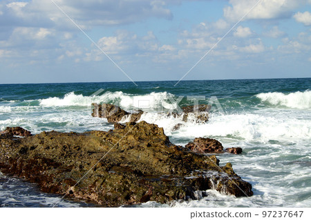 Scenery of Natsuigahama Hamayu Park, a popular viewing spot in Fukuoka Prefecture Scenery of Natsuigahama Hamayu Park, a popular viewing spot in Fukuoka Prefecture 97237647