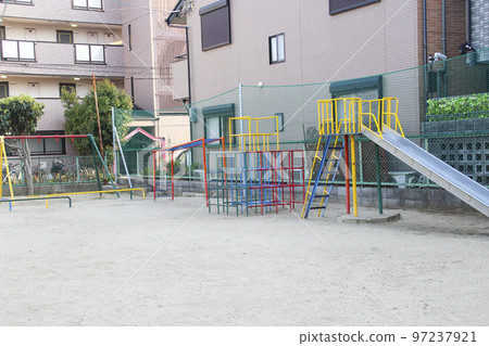 愛康兒童公園 / 大阪府大阪市西淀川區花川2 愛康兒童公園 / 大阪府大阪市西淀川區花川2 97237921