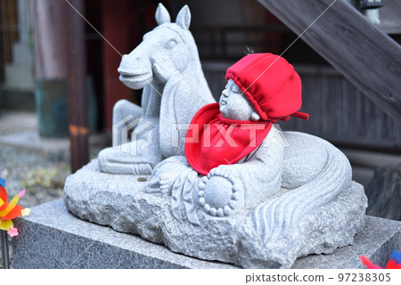 Wanda Temple 97238305