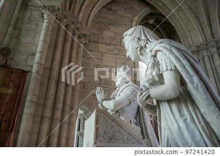 Tomb of King Louis XVI and Marie Antoinette, in Basilica of Saint-Denis Tomb of King Louis XVI and Marie Antoinette, in Basilica of Saint-Denis 97241420