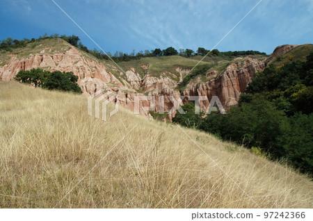 Geological reserve. The ravine of Rapa Rosie, Romania 97242366