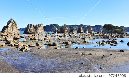 Hashima-iwa (Wakayama prefecture Kushimoto-cho) Hashima-iwa (Wakayama prefecture Kushimoto-cho) 97242908