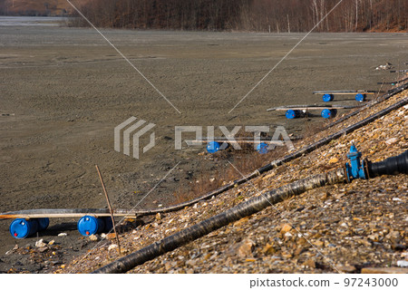 Waste lake barrier. Contaminated mine exploitation residuals 97243000