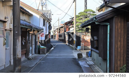 Townscape of Yuasa, the birthplace of soy sauce (Yuasa Town, Wakayama Prefecture) 97244560
