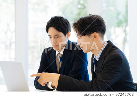 商界人士會晤 97245708