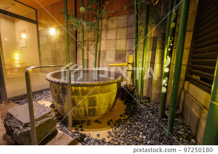 Open-air bath 97250180