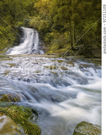 Chiba Prefecture Yoro Valley Bandai Waterfall / Bandai Waterfall, Japan 97251109