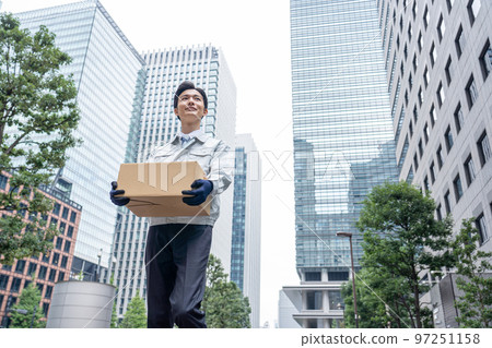 司機攜帶行李 司機攜帶行李 97251158