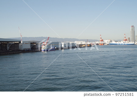 View of the warehouse wharf in Sakishu Nanko, Osaka 97251581