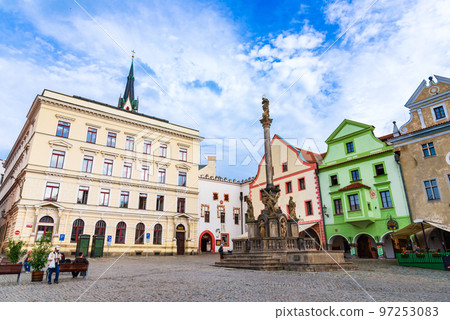 Central square of Cesky Krumlov, Czech Republic *partially soft focus Central square of Cesky Krumlov, Czech Republic *partially soft focus 97253083