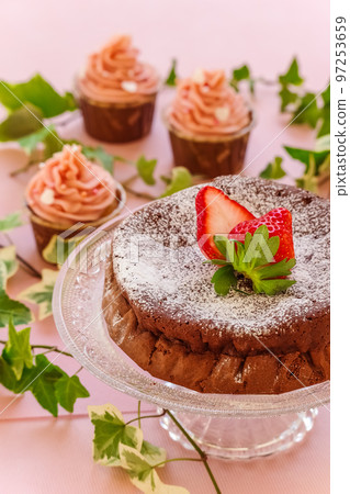 Gateau chocolate and cupcake 97253659